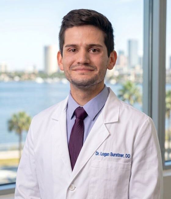 Logan Burstiner, doctor en osteopatía